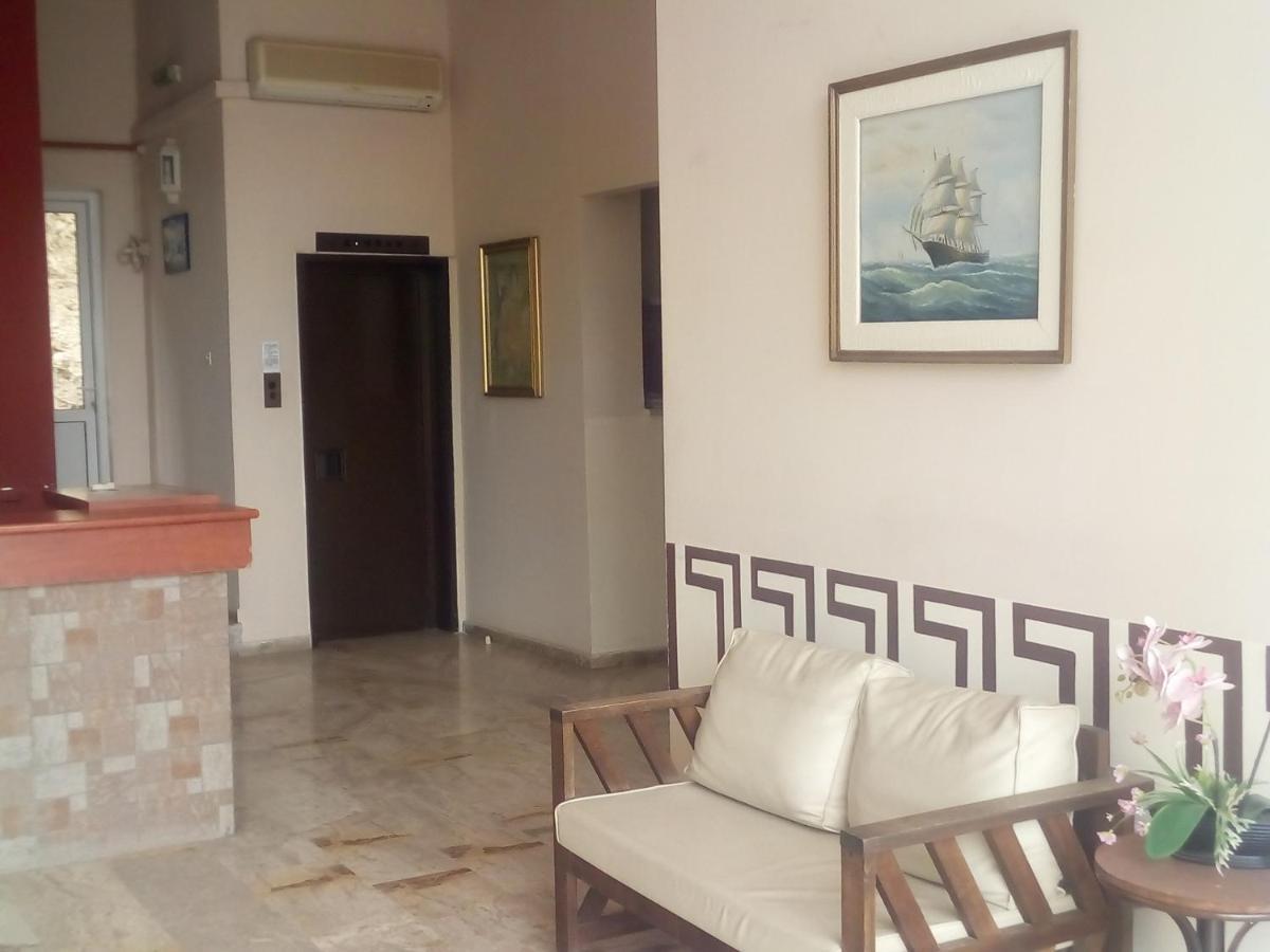 Hotel Ionio Katakolo Exterior photo