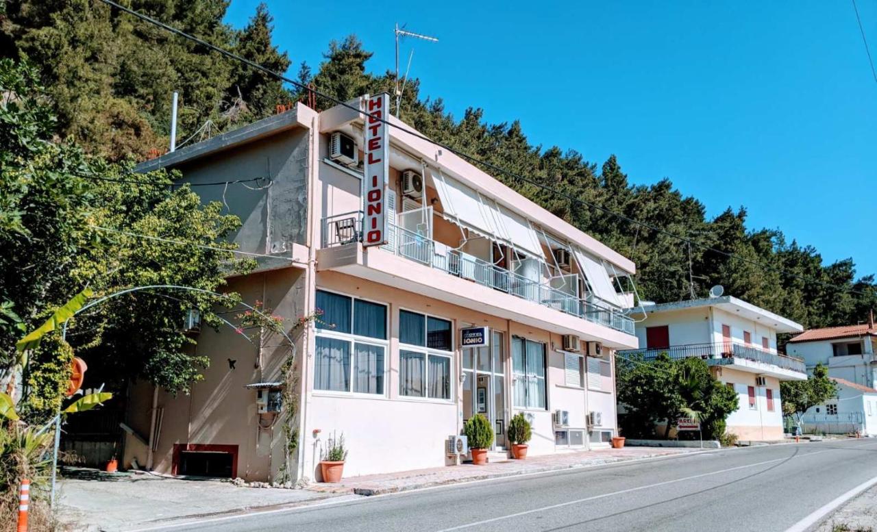 Hotel Ionio Katakolo Exterior photo
